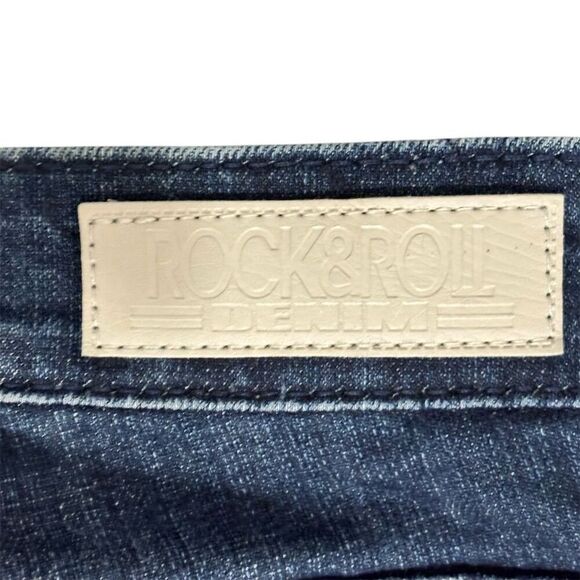 Rock & Roll Cowgirl Women's Flare Denim Jeans Size 31 Dark Wash Blue - Picture 6 of 8